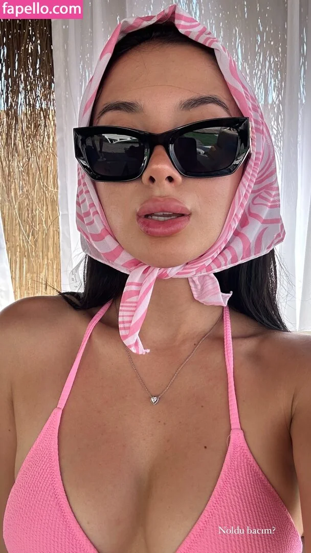 Atavratmiyav Onlyfans Photo Gallery 