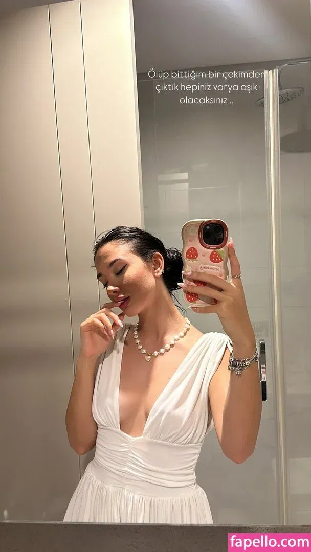 Atavratmiyav Onlyfans Photo Gallery 