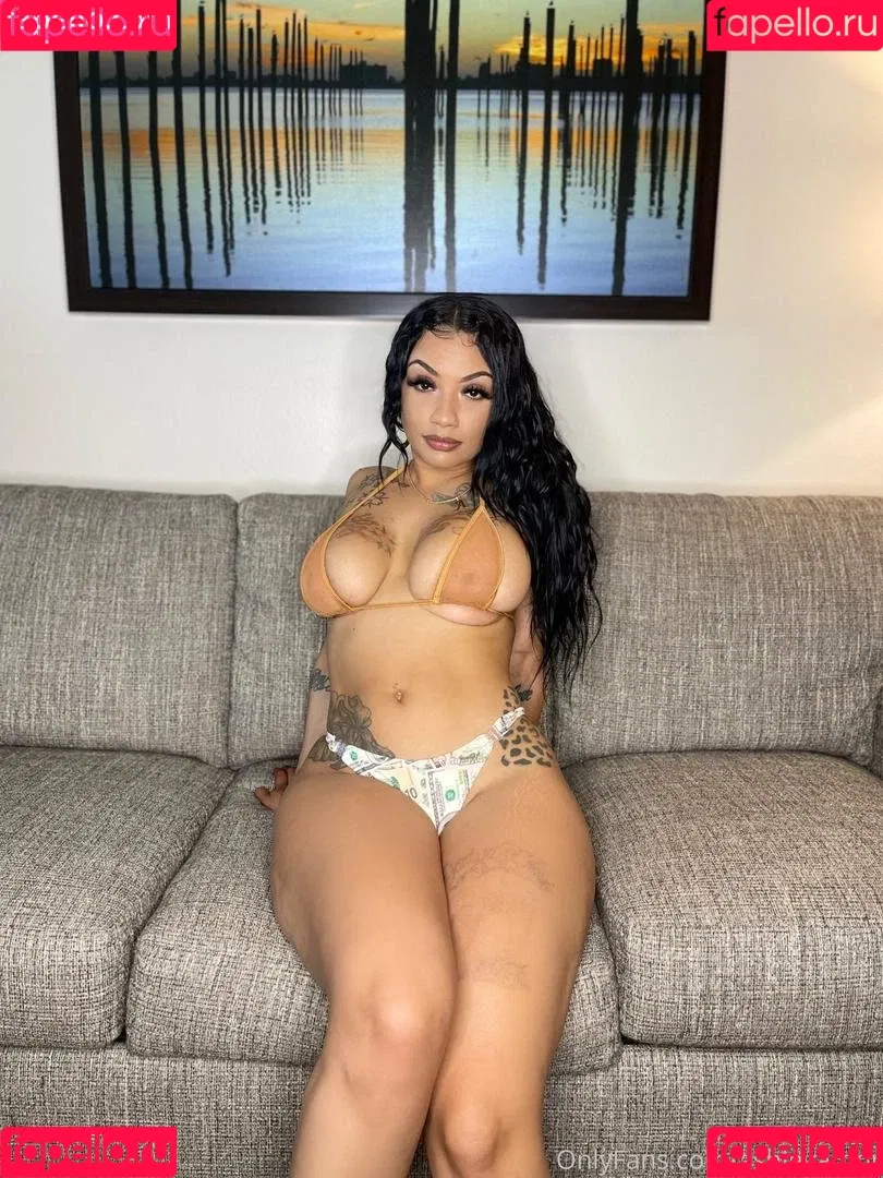 ashleyamor Onlyfans Photo Gallery 
