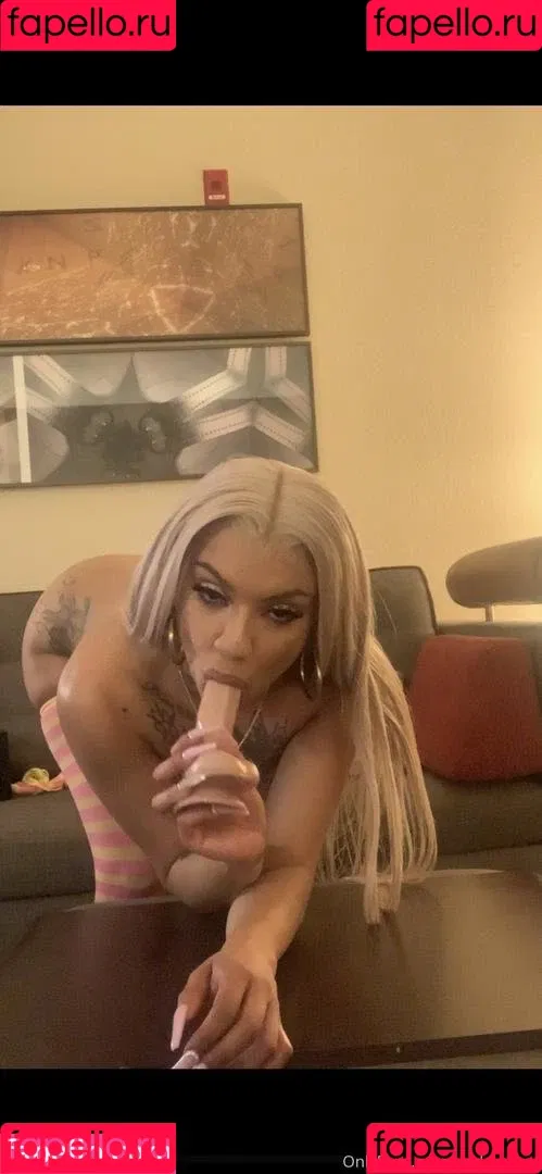 ashleyamor Onlyfans Photo Gallery 