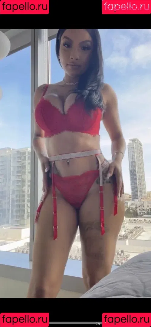 ashleyamor Onlyfans Photo Gallery 