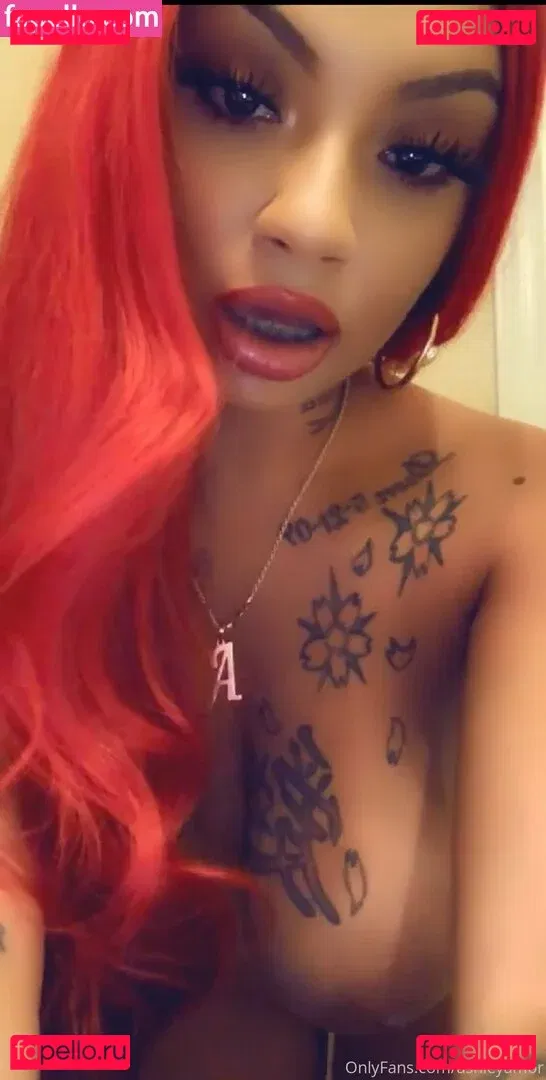 ashleyamor Onlyfans Photo Gallery 