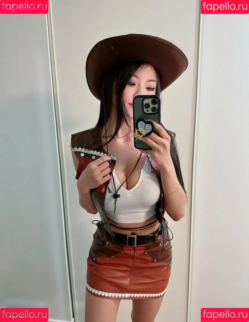 Cindy Phan Onlyfans Photo Gallery 