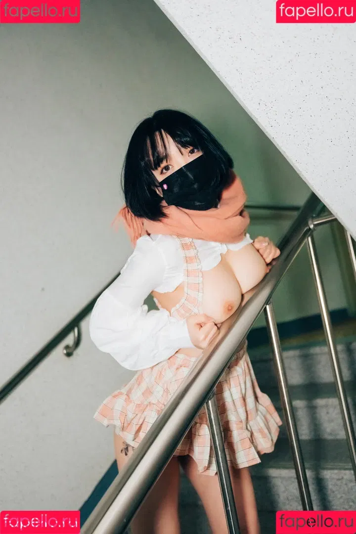 Son Ye Eun Onlyfans Photo Gallery 