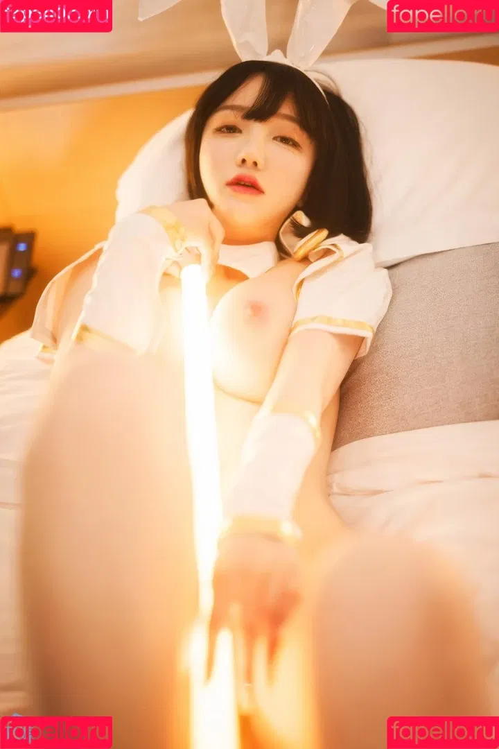 Son Ye Eun Onlyfans Photo Gallery 