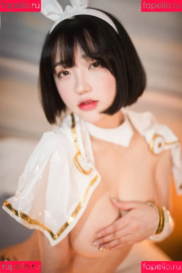 Son Ye Eun Onlyfans Photo Gallery 