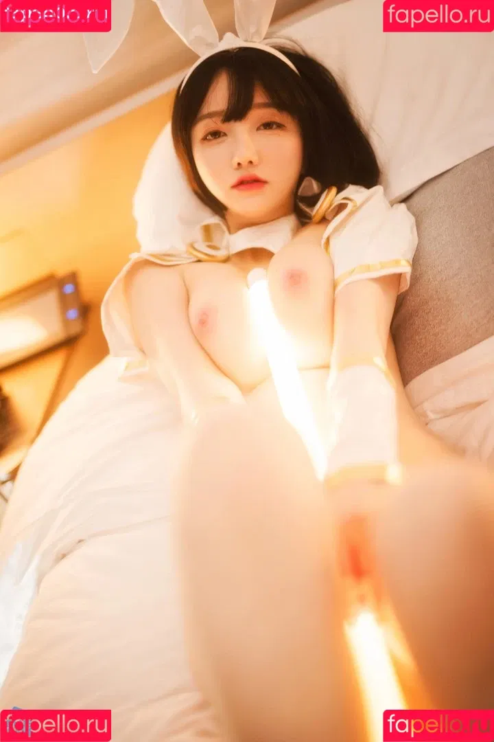 Son Ye Eun Onlyfans Photo Gallery 
