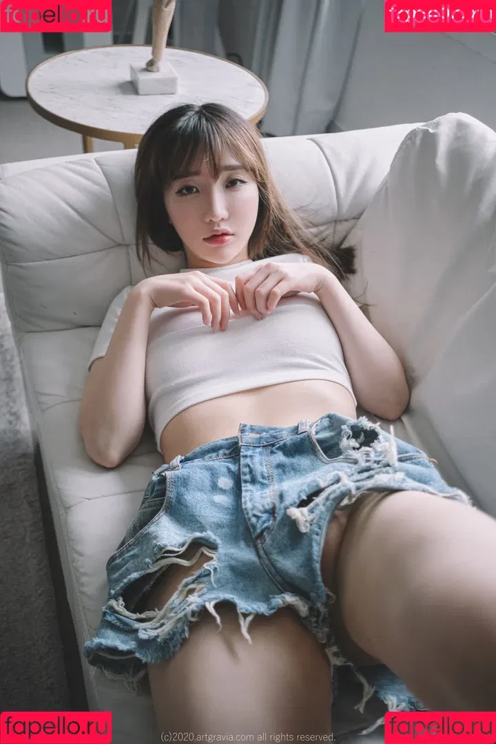 Son Ye Eun Onlyfans Photo Gallery 