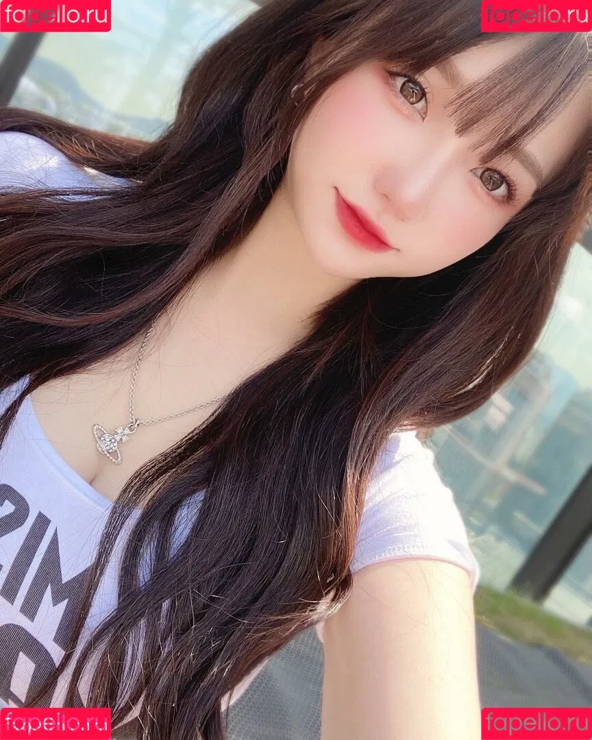 Son Ye Eun Onlyfans Photo Gallery 