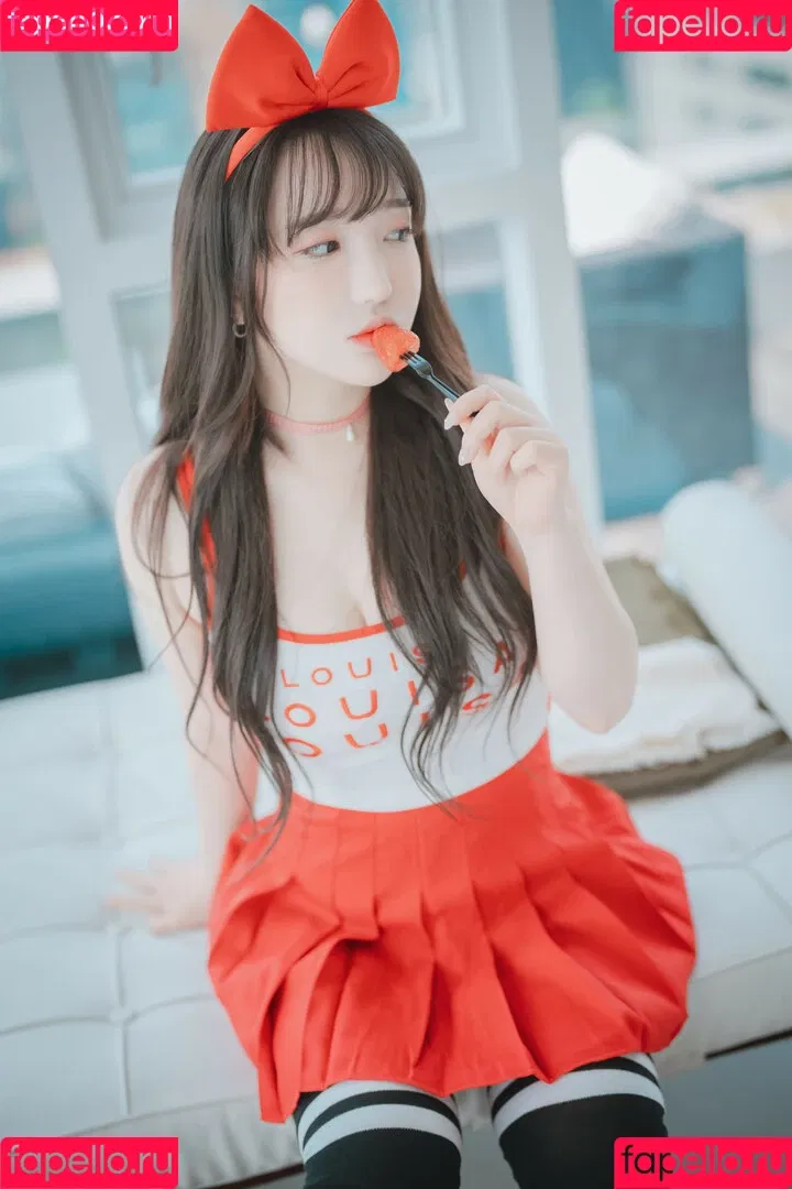 Son Ye Eun Onlyfans Photo Gallery 