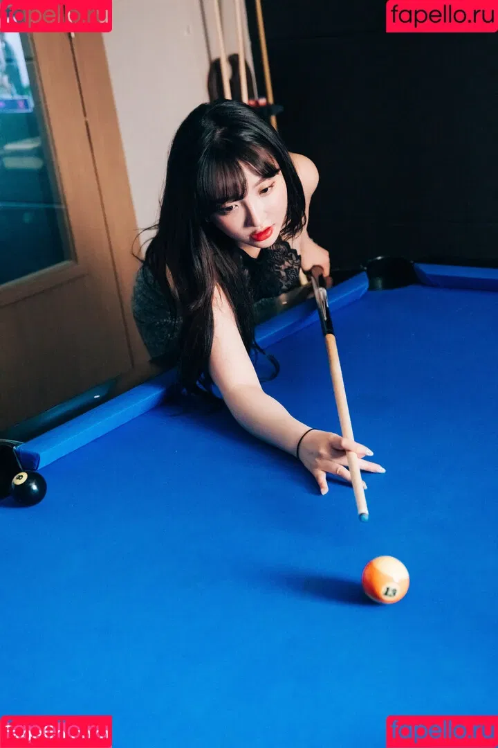Son Ye Eun Onlyfans Photo Gallery 