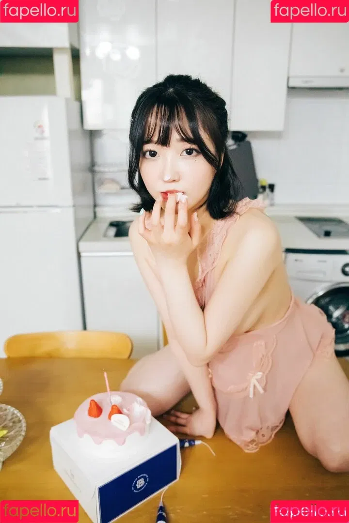 Son Ye Eun Onlyfans Photo Gallery 