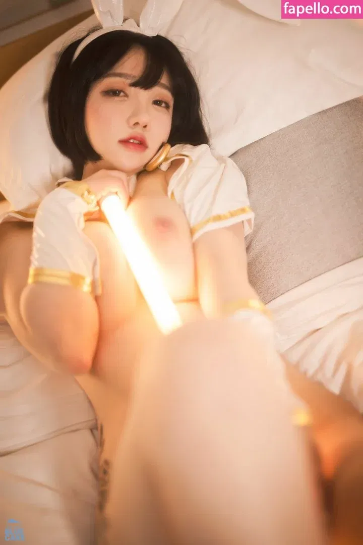 Son Ye Eun Onlyfans Photo Gallery 