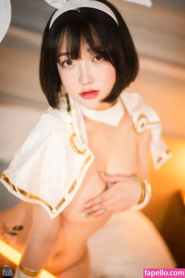 Son Ye Eun Onlyfans Photo Gallery 