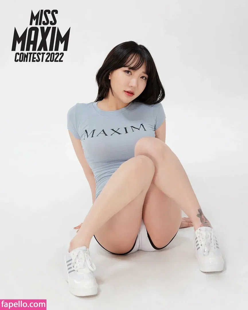 Son Ye Eun Onlyfans Photo Gallery 