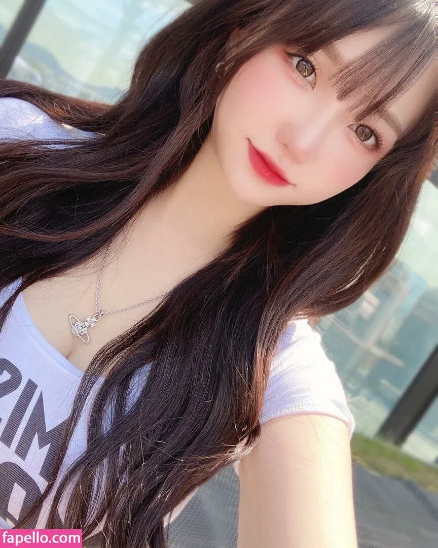 Son Ye Eun Onlyfans Photo Gallery 