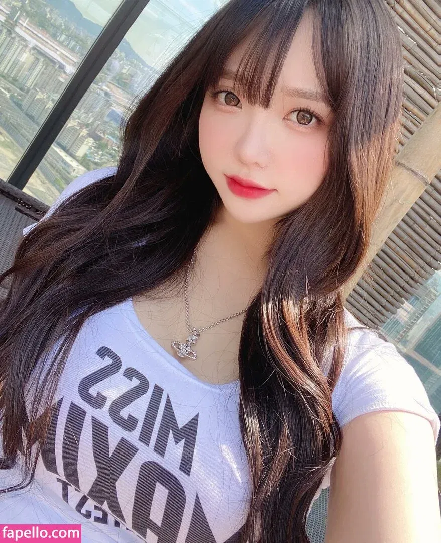 Son Ye Eun Onlyfans Photo Gallery 