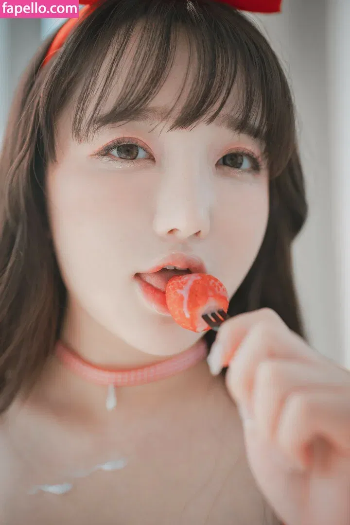 Son Ye Eun Onlyfans Photo Gallery 