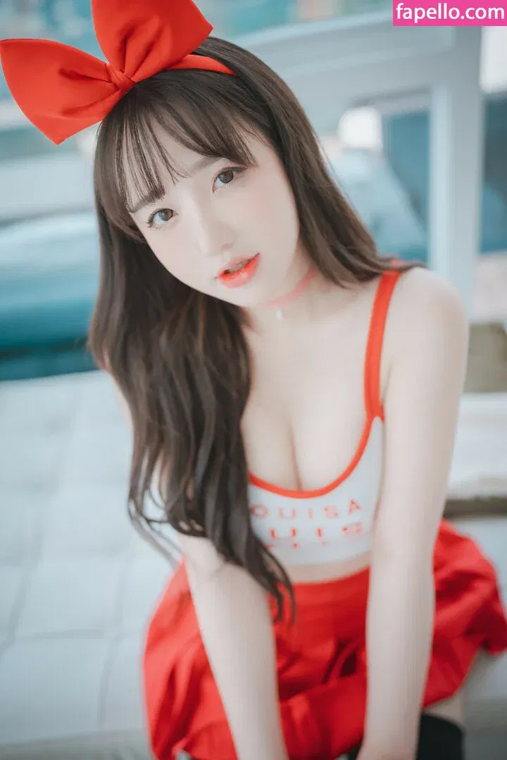 Son Ye Eun Onlyfans Photo Gallery 