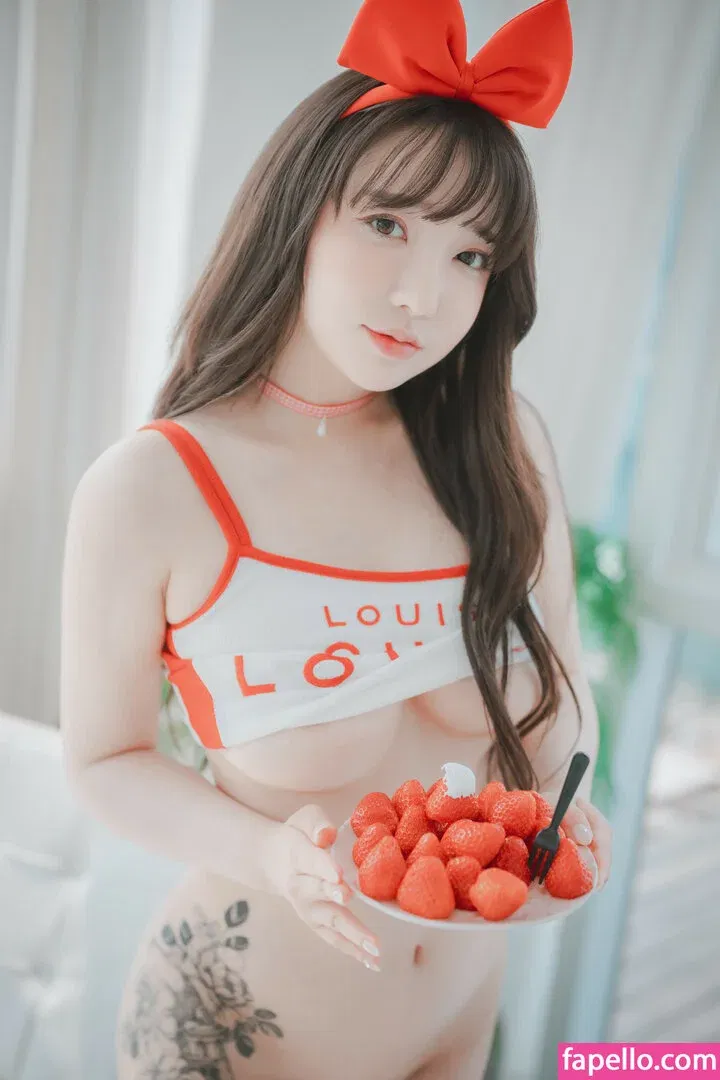 Son Ye Eun Onlyfans Photo Gallery 