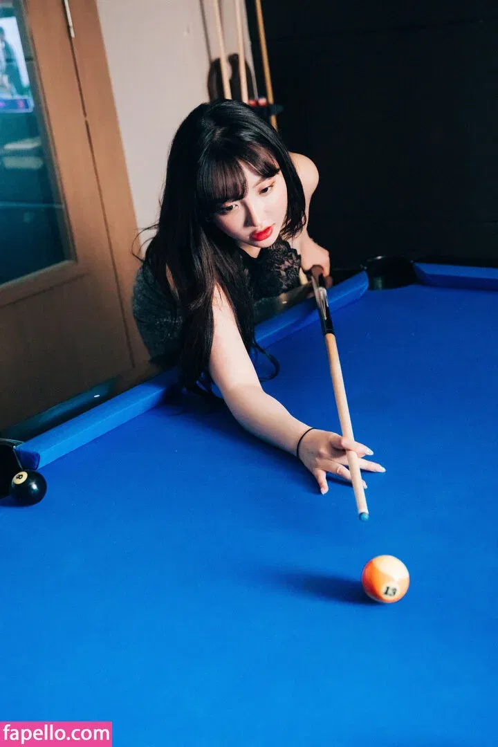 Son Ye Eun Onlyfans Photo Gallery 