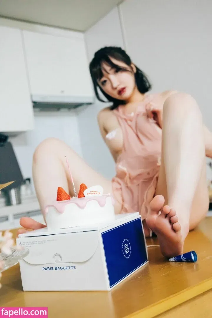 Son Ye Eun Onlyfans Photo Gallery 