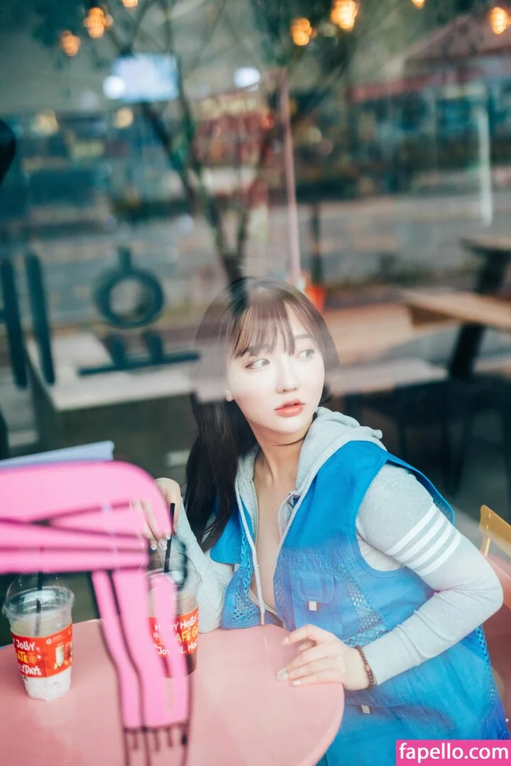 Son Ye Eun Onlyfans Photo Gallery 