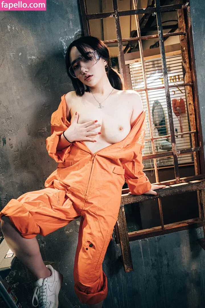 Son Ye Eun Onlyfans Photo Gallery 