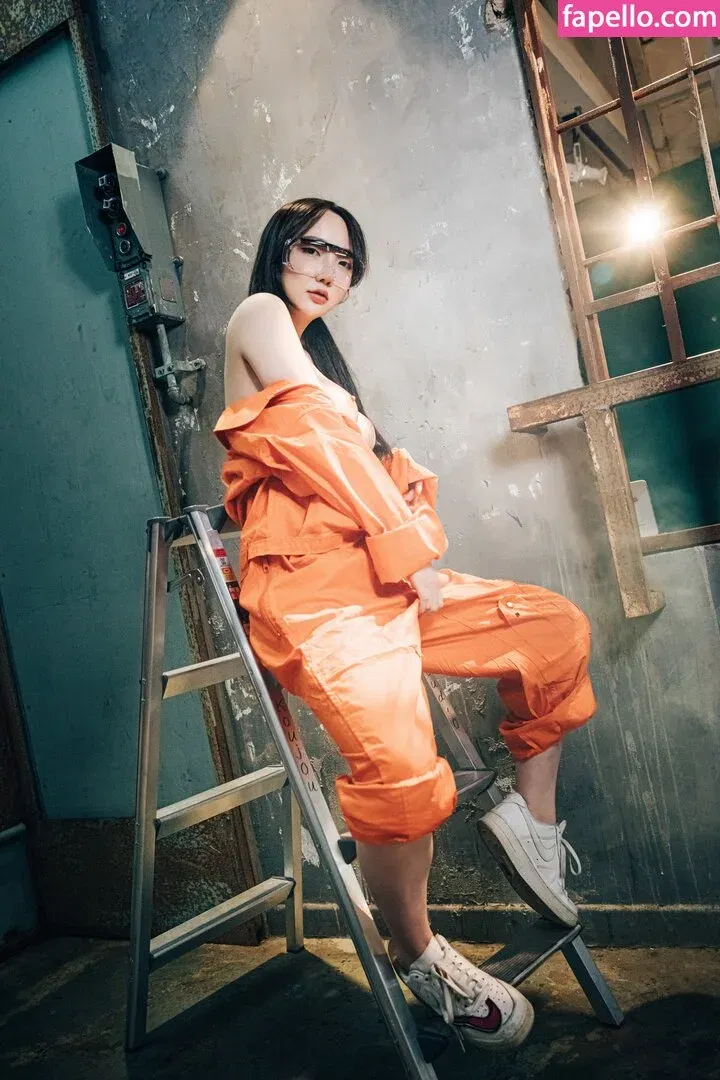 Son Ye Eun Onlyfans Photo Gallery 