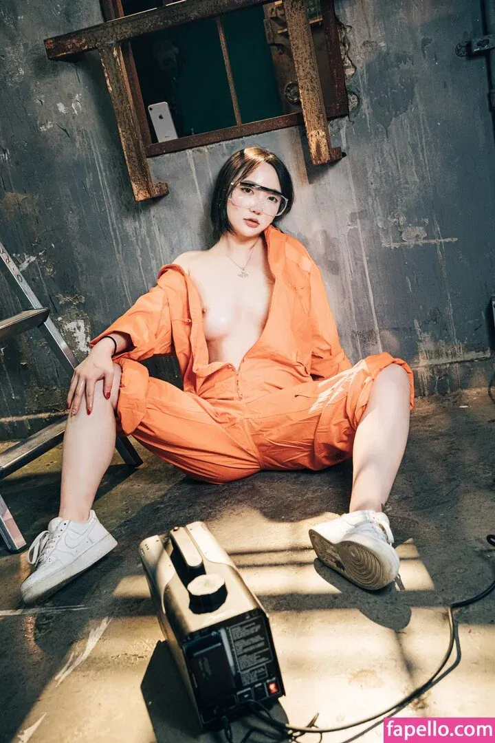 Son Ye Eun Onlyfans Photo Gallery 