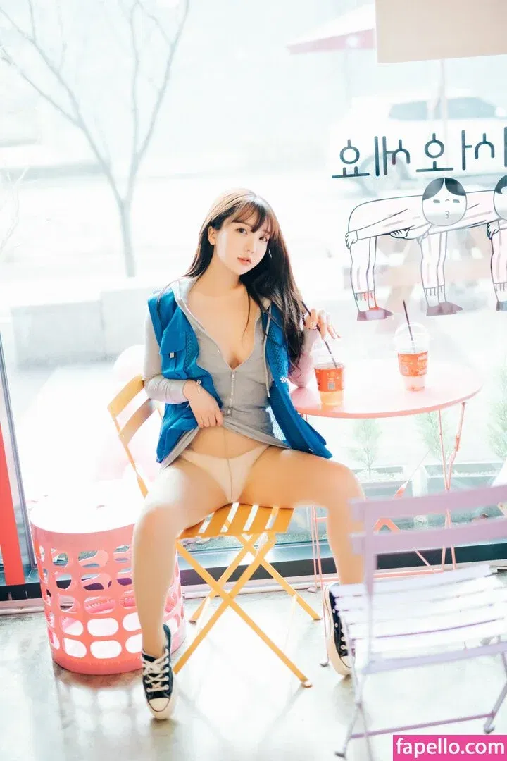 Son Ye Eun Onlyfans Photo Gallery 