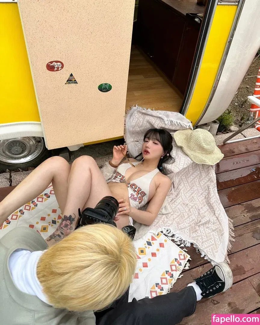 Son Ye Eun Onlyfans Photo Gallery 