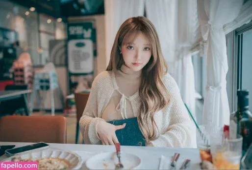 Son Ye Eun Onlyfans Photo Gallery 