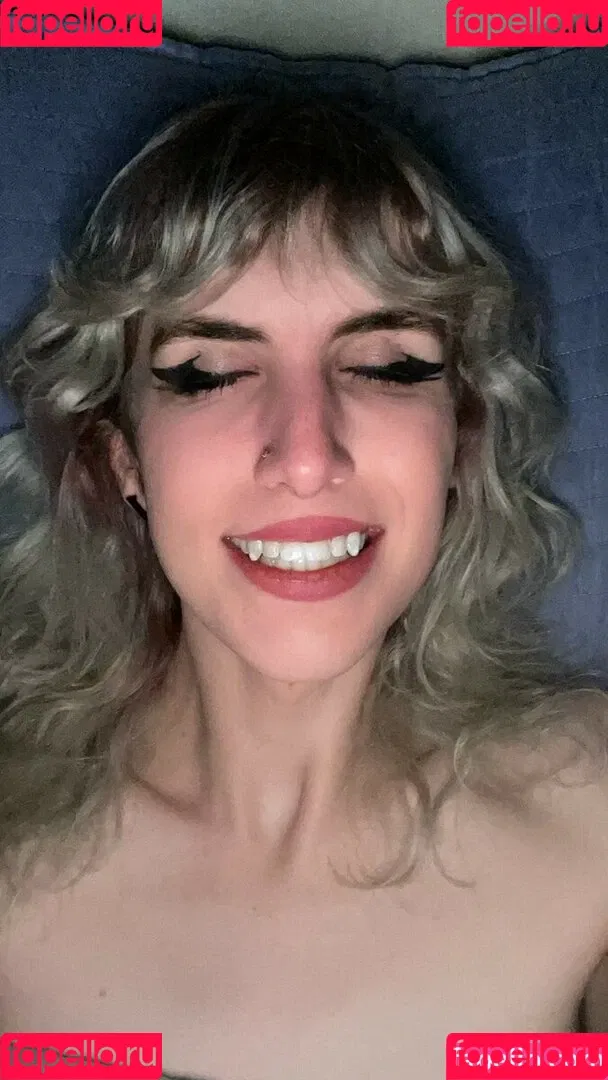 Zelda McKay Onlyfans Photo Gallery 