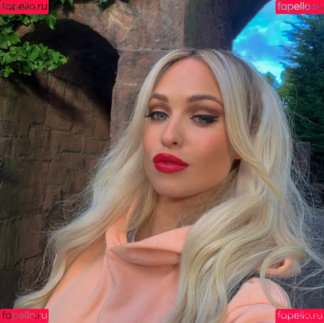Jorgie Porter Onlyfans Photo Gallery 
