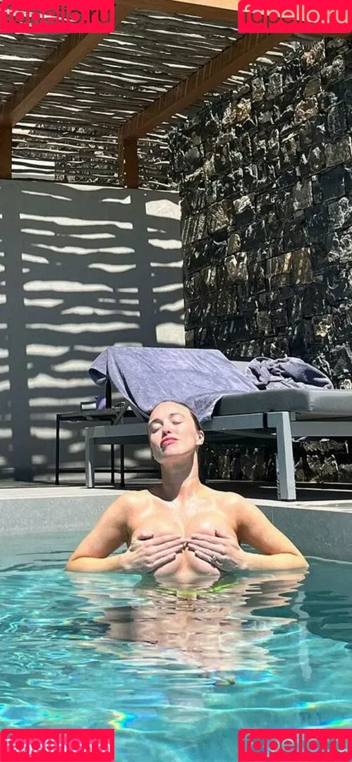Jorgie Porter Onlyfans Photo Gallery 