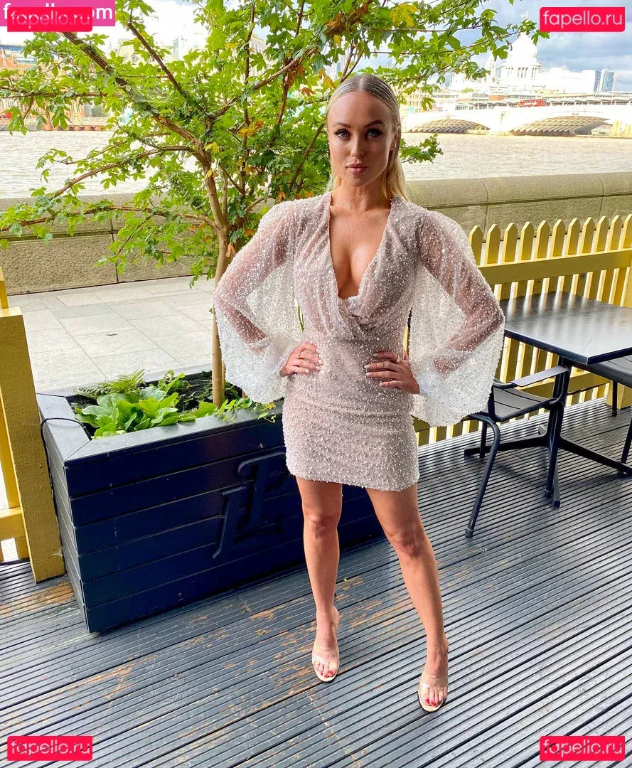 Jorgie Porter Onlyfans Photo Gallery 