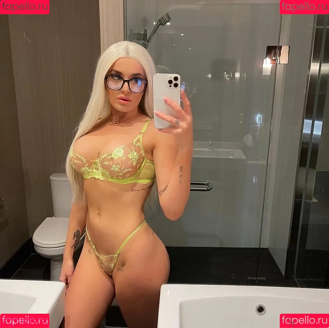 arianaus Onlyfans Photo Gallery 