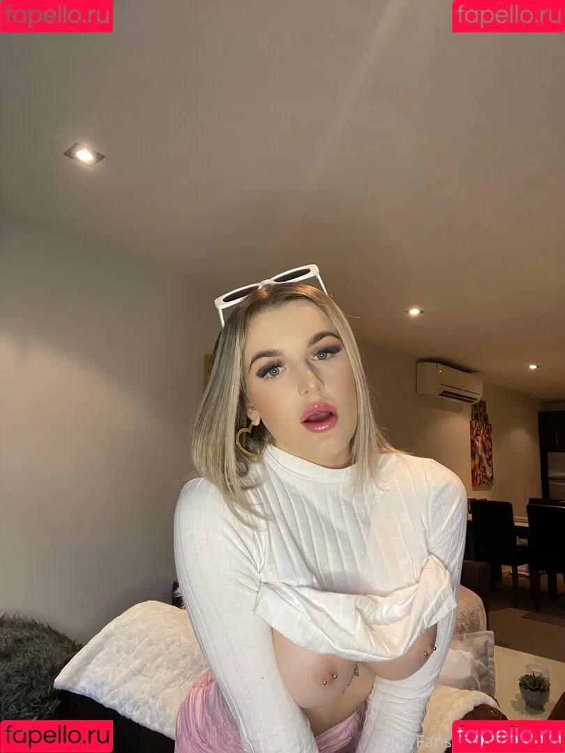 arianaus Onlyfans Photo Gallery 