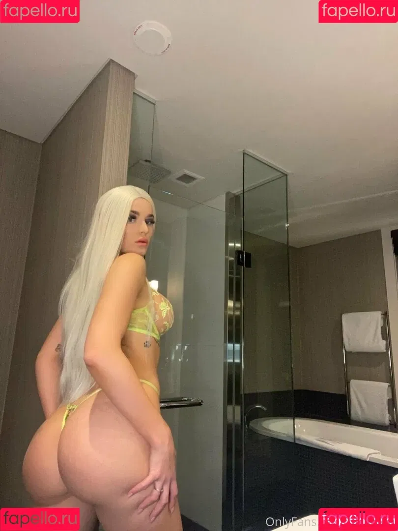 arianaus Onlyfans Photo Gallery 