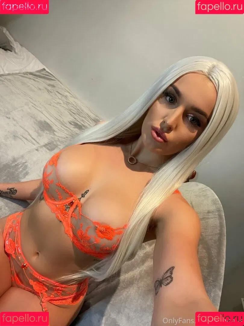 arianaus Onlyfans Photo Gallery 
