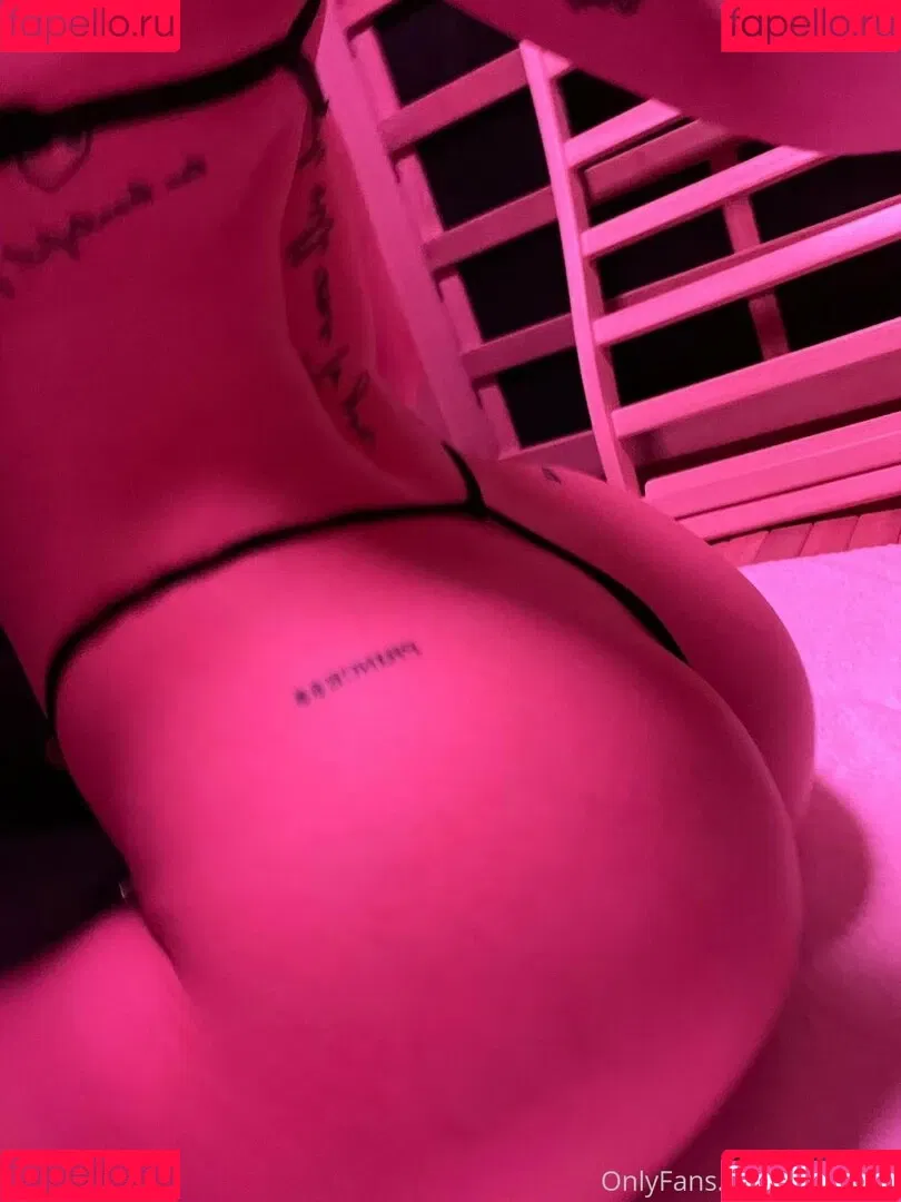 arianaus Onlyfans Photo Gallery 