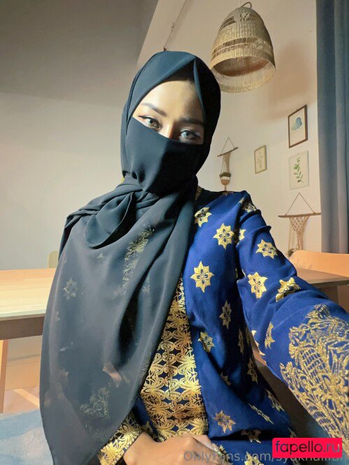 syalifah Onlyfans Photo Gallery 