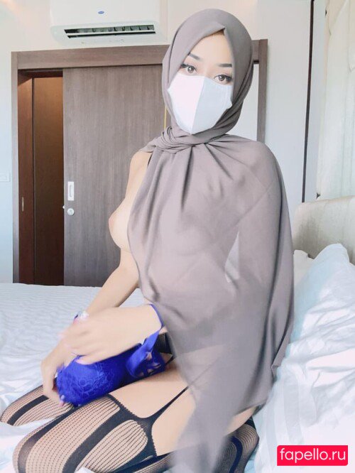 syalifah Onlyfans Photo Gallery 