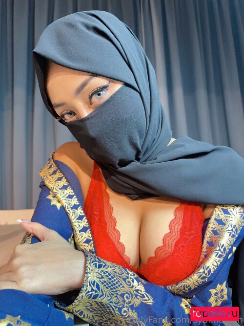 syalifah Onlyfans Photo Gallery 
