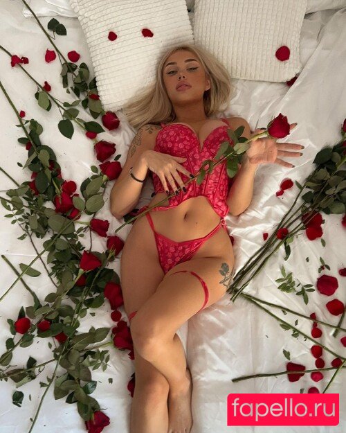 gwendolynceline Onlyfans Photo Gallery 