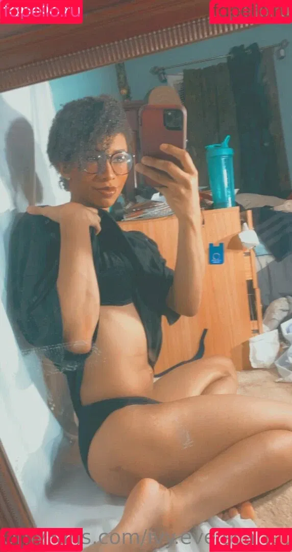 ivyevescarlet Onlyfans Photo Gallery 