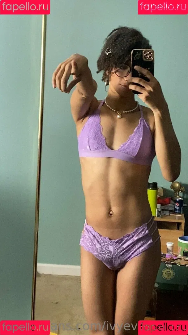 ivyevescarlet Onlyfans Photo Gallery 