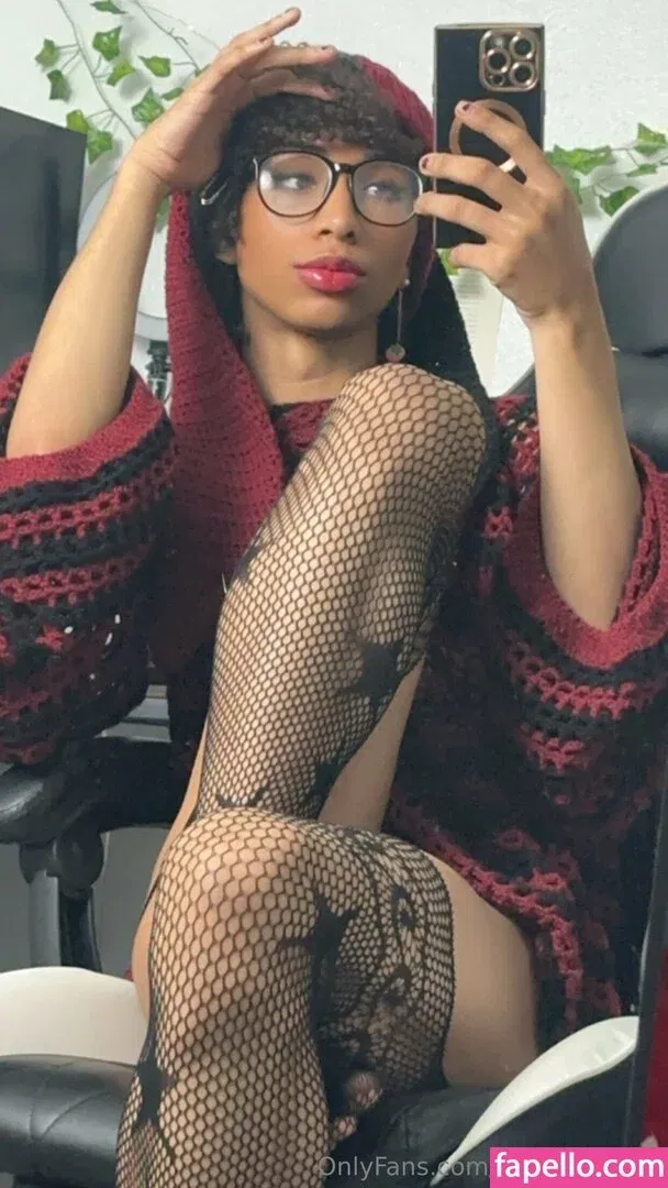 ivyevescarlet Onlyfans Photo Gallery 