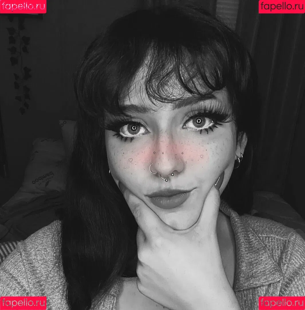 serendipitoussav Onlyfans Photo Gallery 
